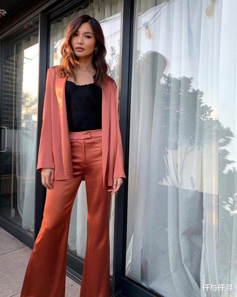 仟与仟寻 《永恒族》真女神，不畏朱莉同框，陈静的四个穿搭技巧打造高级脸