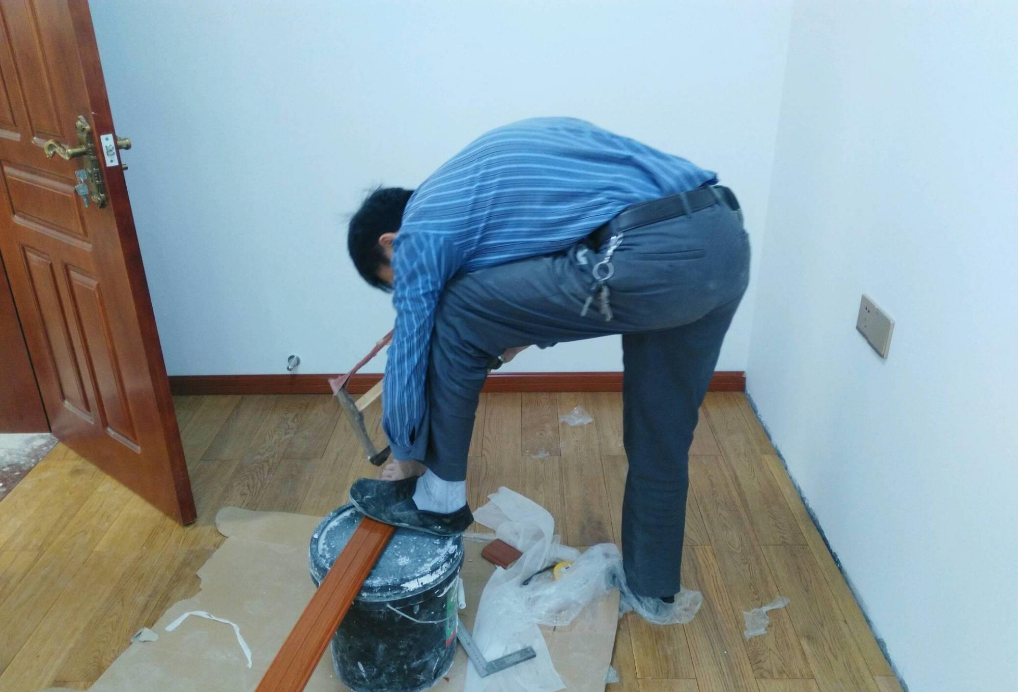 |踢脚线有什么用？外国人家里看不到踢脚线，他们是怎样装修的？