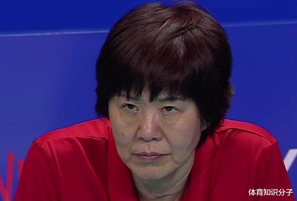 皇家马德里|郎平被惹怒了!女排头号被淘汰球员出炉,业余表现辜负教练信任