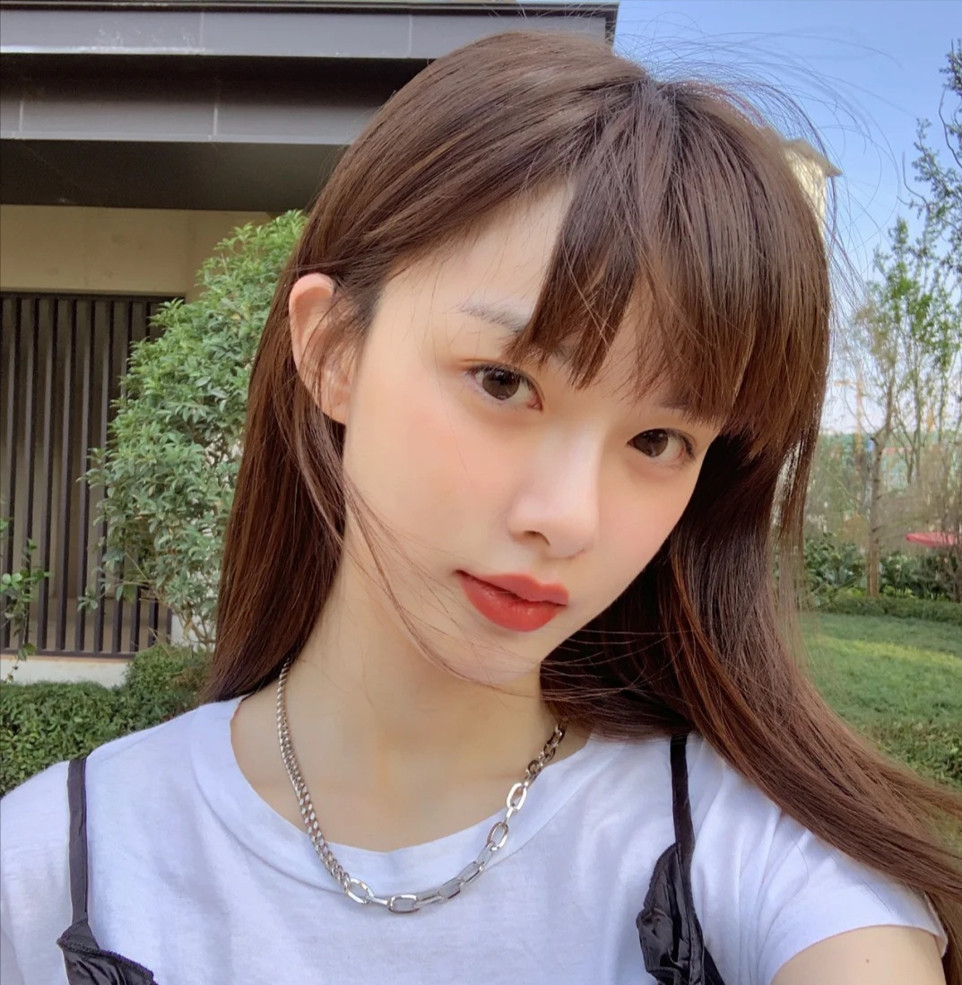 口红|黑黄皮女生闭眼入的3支口红，滋润不拔干，超显白！