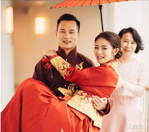 大S|大S与汪小菲离婚，谁笑到最后？张兰照常直播带货，大S独享万元大餐