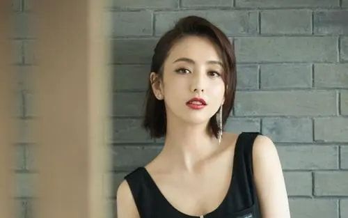 迪丽热巴|5位“新疆美女”，热巴娜扎颜值实在太可了，蒋欣情商简直是绝了