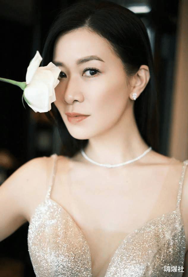 佘诗曼|佘诗曼担心生不了孩子，好友建议她冻卵，戴耀明自曝想娶她回家