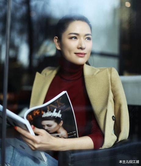 何超莲|嫁3婚大15岁导演，将女儿改姓，46岁独自带娃，马艳丽如今怎样了