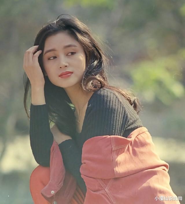 陈红|被称为“大陆第一美人”的她，到底有多美，当你看到她年轻的照片就知道了！