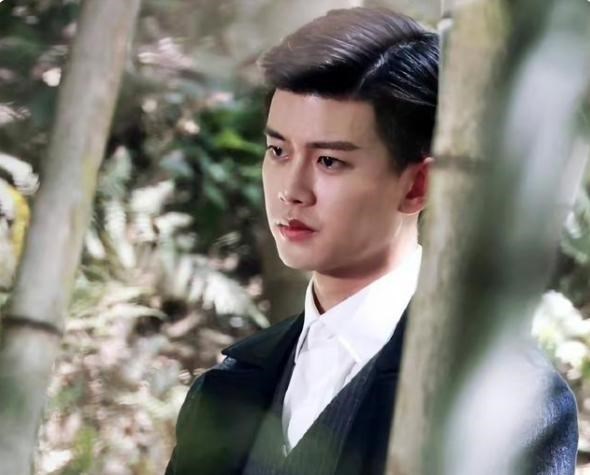 宋茜|李沁新剧《请君》路透出炉，搭档当红小生，看到男主后：追定了