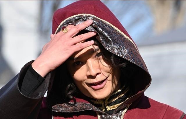 假面骑士圣刃|假面骑士圣刃：真理圣主造爹成功，所罗门失控暴走，霸剑及时救场