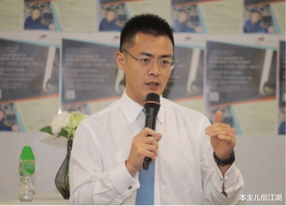 杨幂|刘銮雄长子刘鸣炜太聪明,不帮甘比守江山,套现30亿成最大赢家