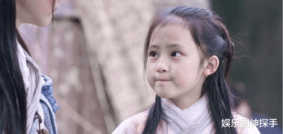 迪丽热巴|她从小内向，却3岁出道，9岁出演《庆余年》，11岁小有名气