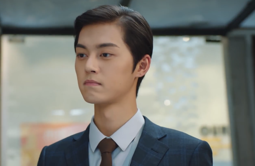 芒果台|播2天力压《夜色暗涌时》拿下芒果热度第一，又一部国产火剧诞生