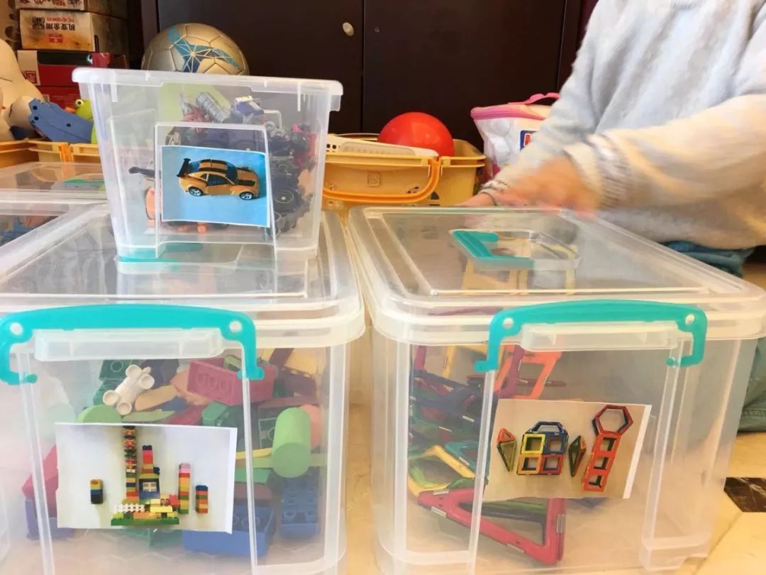 OK妈谈育儿|娃把房间弄得乱糟糟，每天都想骂他，但专家却说……