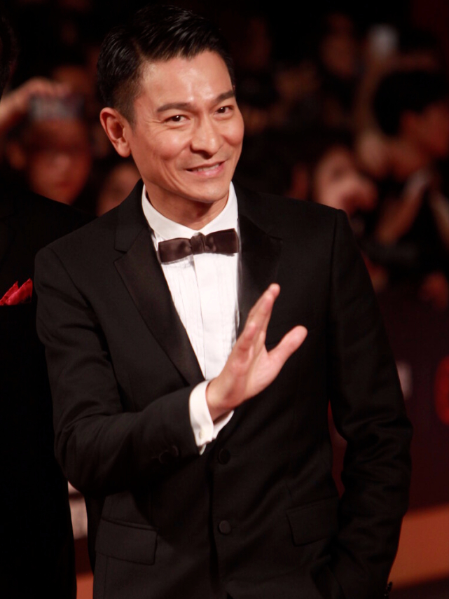 刘德华|6天涨粉4800万！被誉为全民偶像刘德华，却在其他榜单上排在倒数