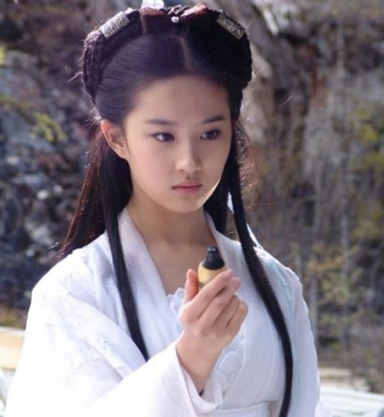 舜网 小龙女版本大盘点，金庸公开称她的版本“最接近自己心中小龙女形象”