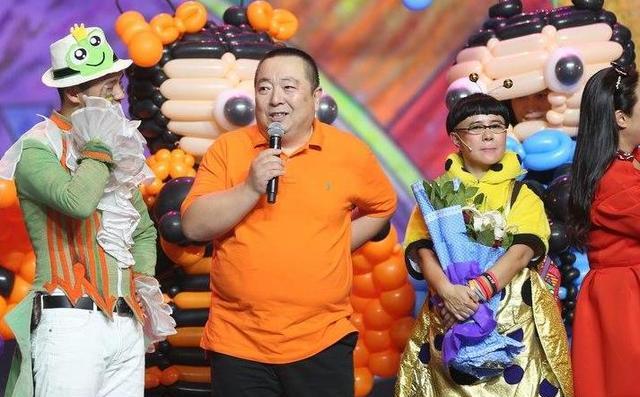 董浩|央视主持董浩：36岁就被下2次病危通知书，如今64岁住破屋吃面条