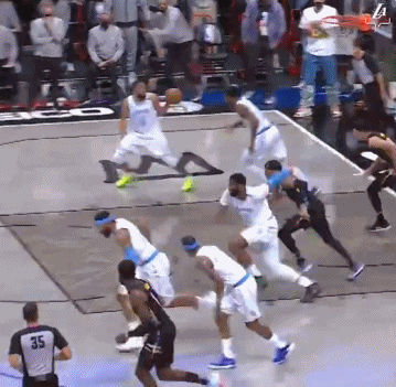 湖人隊|歐文小黑齊驅(qū)逐！讓了一個億的湖人打爆籃網(wǎng)！