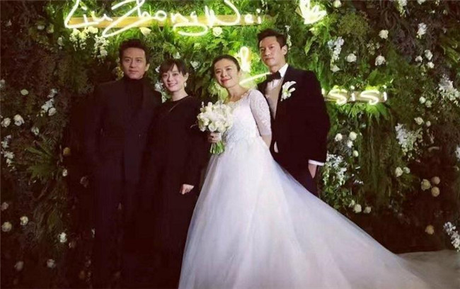 黄晓明|黄晓明保镖身高长相太出众被开除，后获邓超赏识还娶了孙俪经纪人