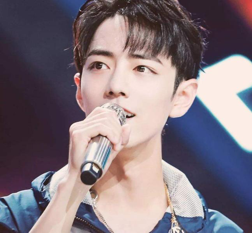 肖战|男星从青铜到王者的逆袭之路，男星出道前后模样对比照，看到最后惊喜了