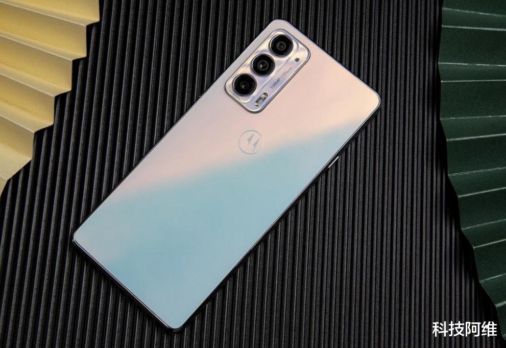 摩托羅拉|從2599元跌至1669元，8GB+3200萬，一億像素三攝手機售價更親民了