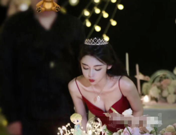 富二代|她美的王思聪遇到也得舔狗！老公却丑得像一桩冤案，她到底图他啥