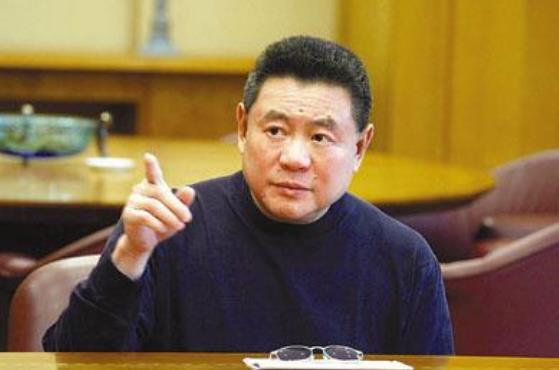 鐵血播報 香港富豪財大氣粗，妻子生下第三胎，毫不猶豫送出24套房子