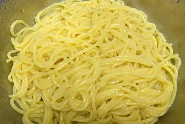 牛仔裤 天冷了，减肥的人不妨试试这面，多吃不长肉，饱腹感还特别强