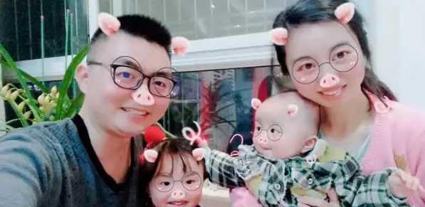 梅高兴谈娱乐 田静晒奇奇悦悦老照片获网友称赞:一看就是奶奶许敏的亲孙子