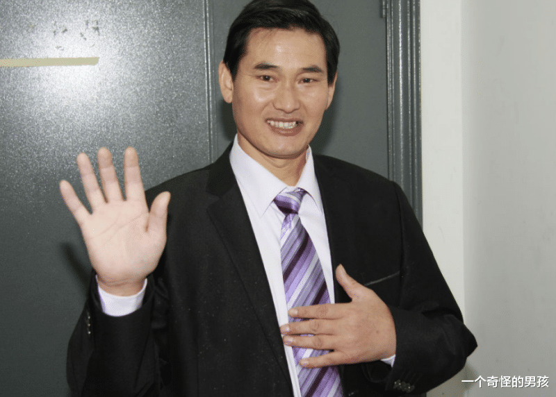 一个奇怪的男孩|大衣哥被十年朋友“陷害”！唱歌之路遇阻，蒋大为能否伸手相助呢？