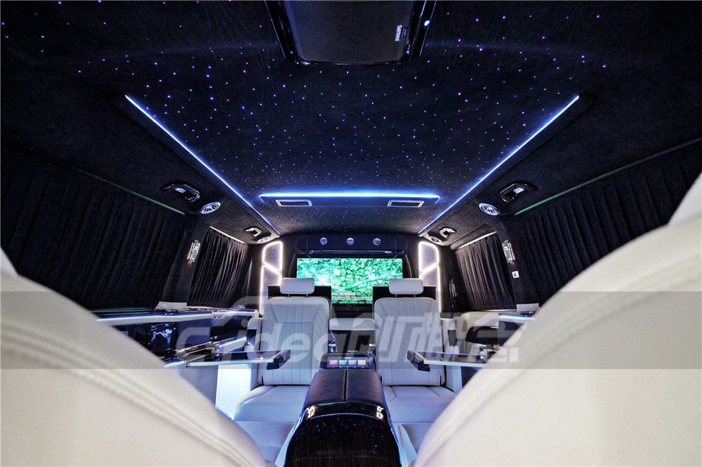 奔驰威霆|超大空间设计，奔驰威霆六座全隔断内饰改装，仿佛进入总裁办公室