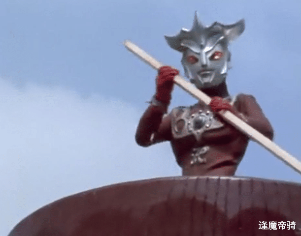 光之国|昭和最惨奥特曼排行，赛文被光之国放逐，榜首躺在地球三天没人管