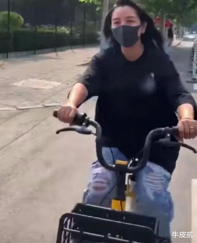 何洁|“超女”何洁，才35岁就颓废成了这个样子，她到底经历了什么