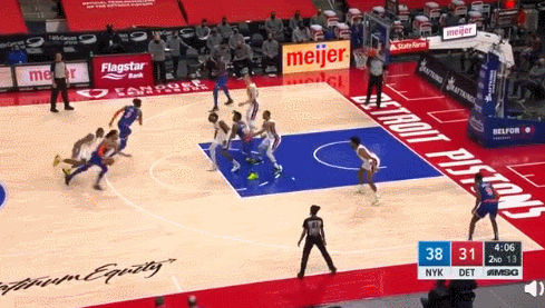 羅斯|羅斯太炸！兩節(jié)干翻老東家！沒(méi)人快得過(guò)他！用10場(chǎng)就當(dāng)上球隊(duì)老大