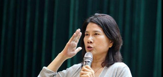 董明珠 最新“带货一姐”诞生？直播13次创476亿销售额，获曹德旺盛赞