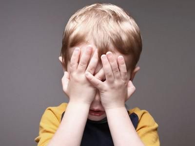 神逗奶爸|一个内向者的自诉：内向不可怕，可怕的是我成了内向的“老实人”