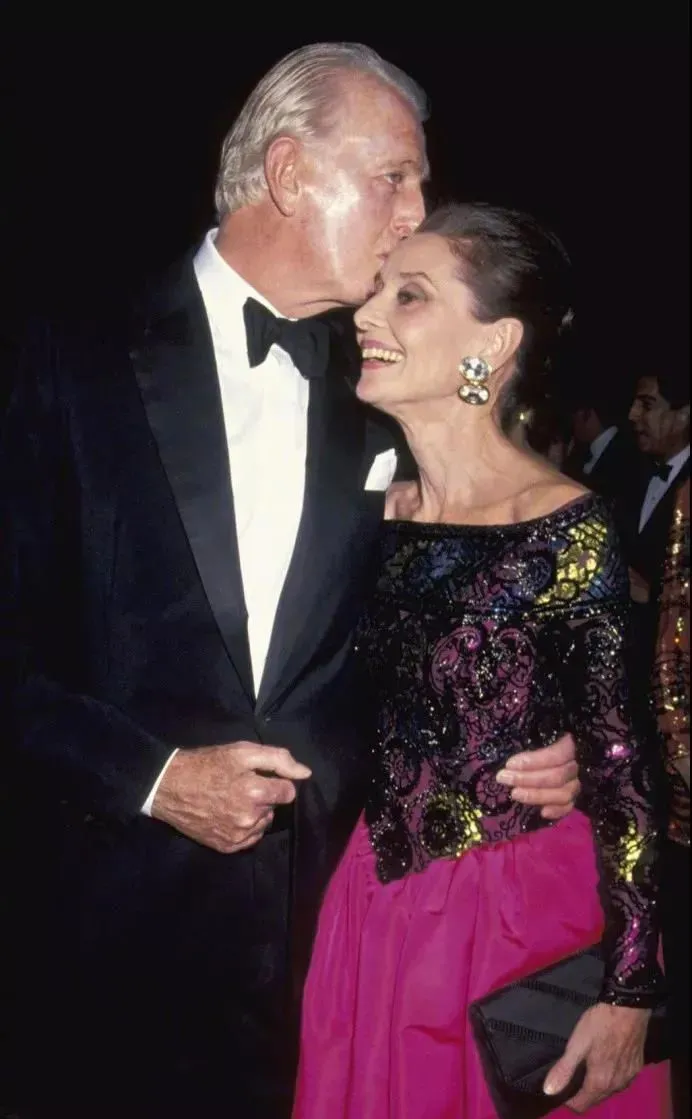 吉克隽逸|瞒了20年，陈坤周迅关系终于曝光！原来他们还有一个孩子？！