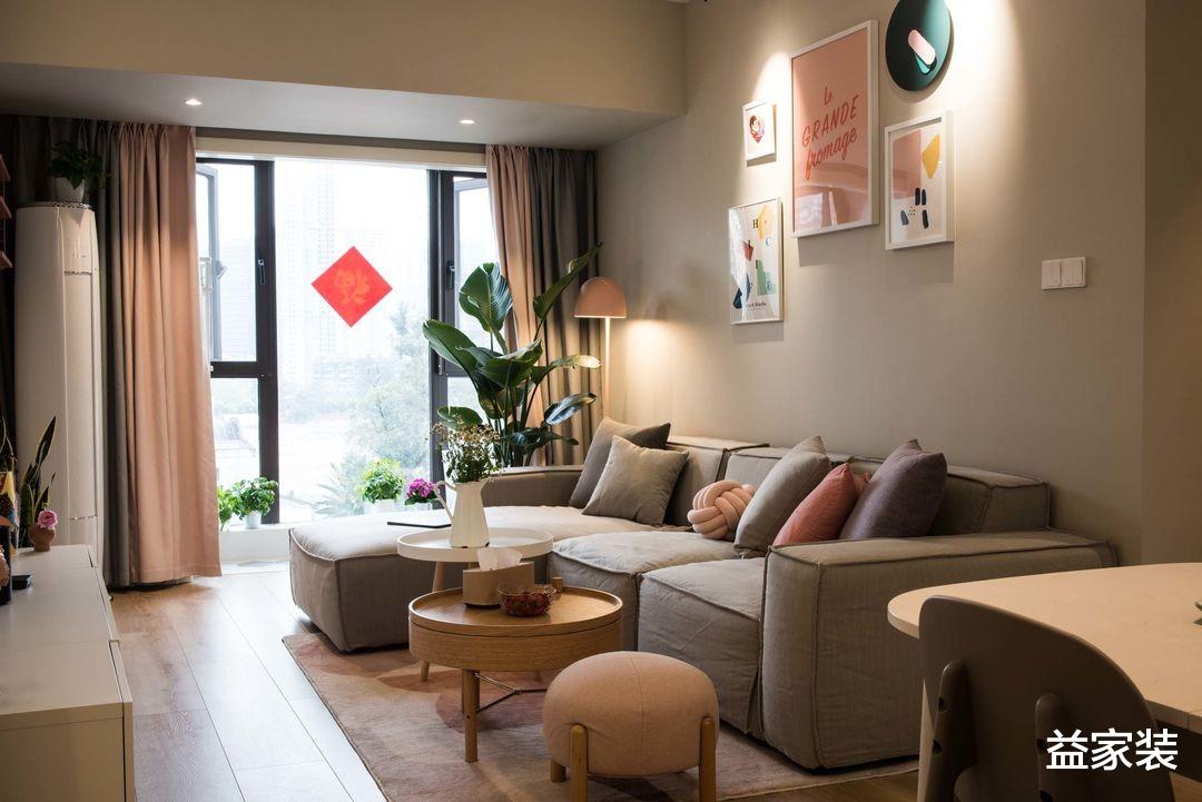 粉色打造的二人世界，用实力扭转空间，打造独特甜蜜风格