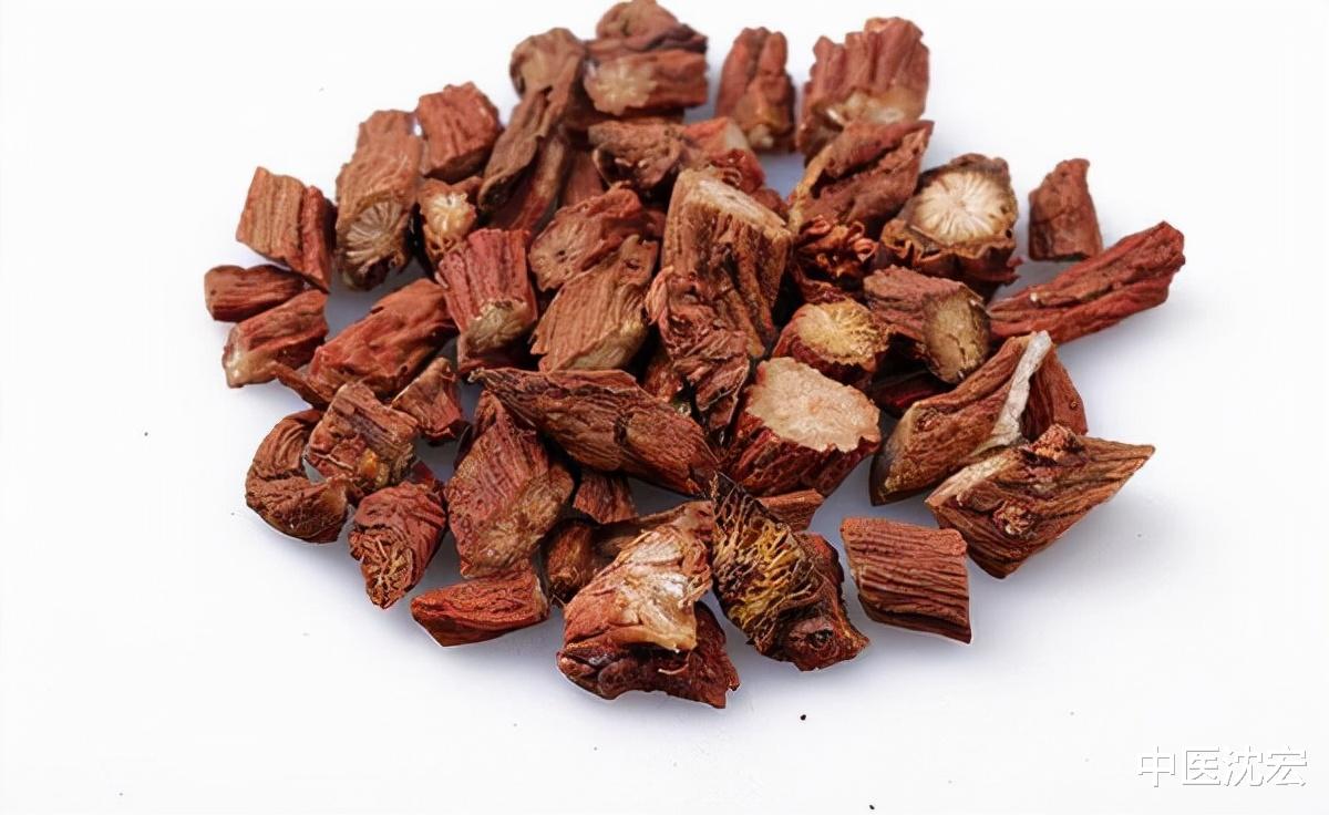 抗癌|身体有淤还有痛？3味中药泡水喝，通利血脉、化瘀、散结、止痛