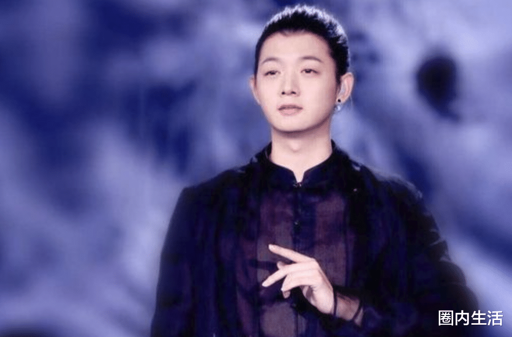 蔡徐坤|蔡徐坤被敲打？最近他努力的证明自己不是“娘炮”！