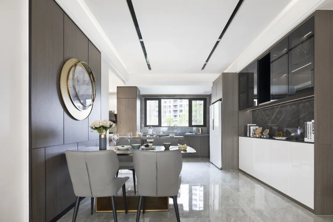 设计师|148㎡现代轻奢风,黑白灰咖的高级精致生活!