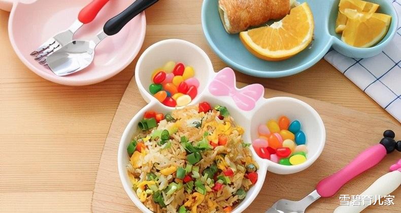 雪碧育儿家|掌握好3个时期，教会宝宝自主吃饭不再是难题！错过后悔一辈子！