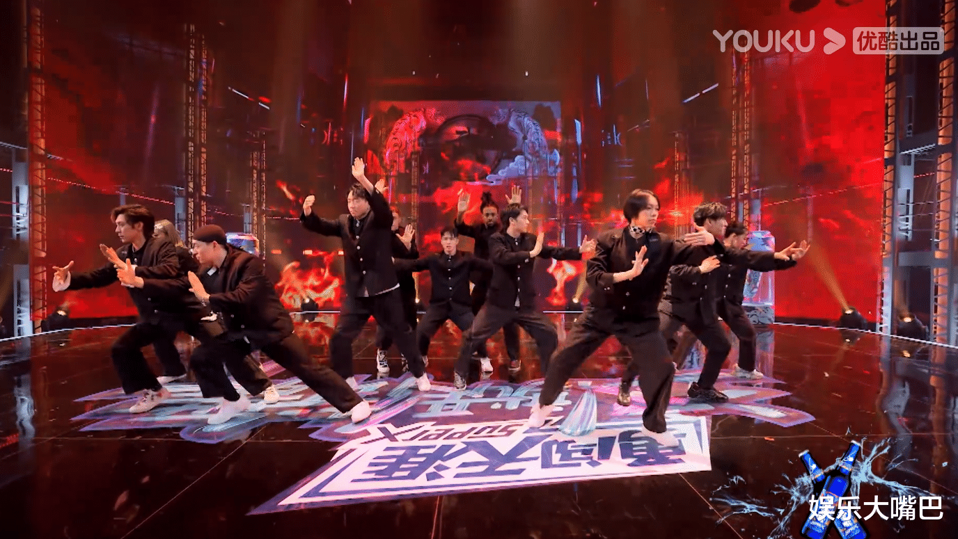 王一博|《街舞4》本以为王一博“葫芦娃”够出圈，谁料艺兴外援才是最佳