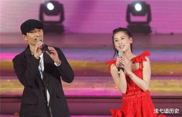 央视|从年入千万到“身败名裂”，“现出原形”后的阿宝，现状如何？