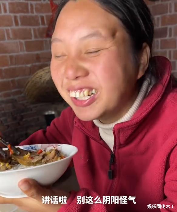 |牛爱芳夫妇的视频变风格，粉丝质疑什么就拍什么，连孩子都不放过