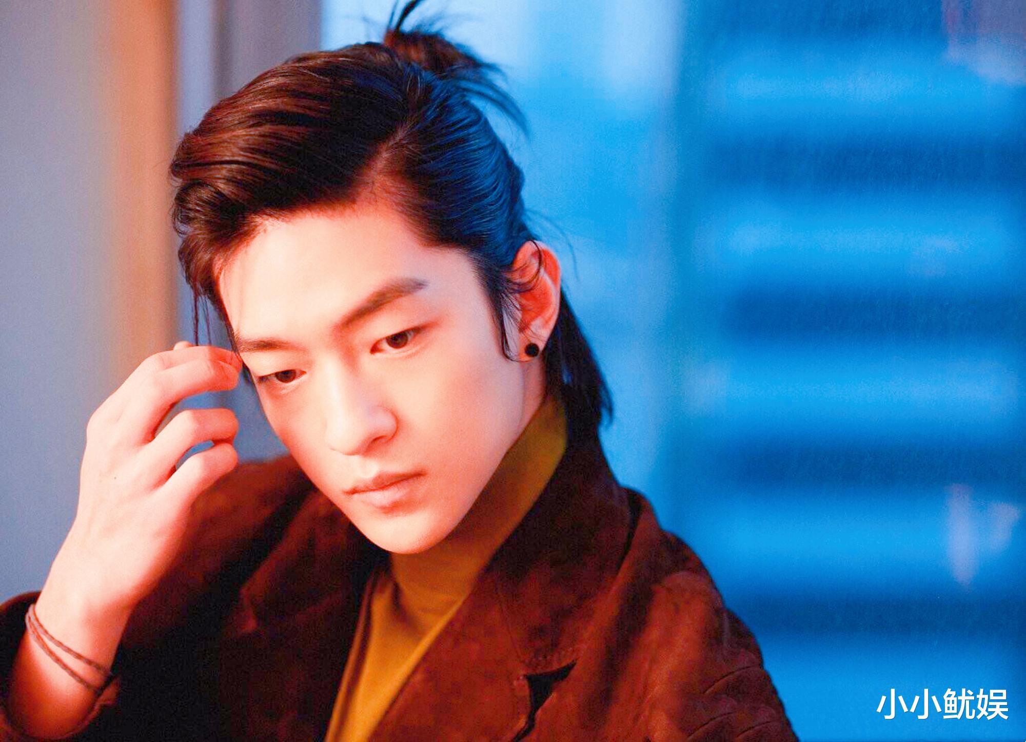 吴京|被吴京一手捧红的“白眼狼”，竟反咬恩人，如今报应终于来了