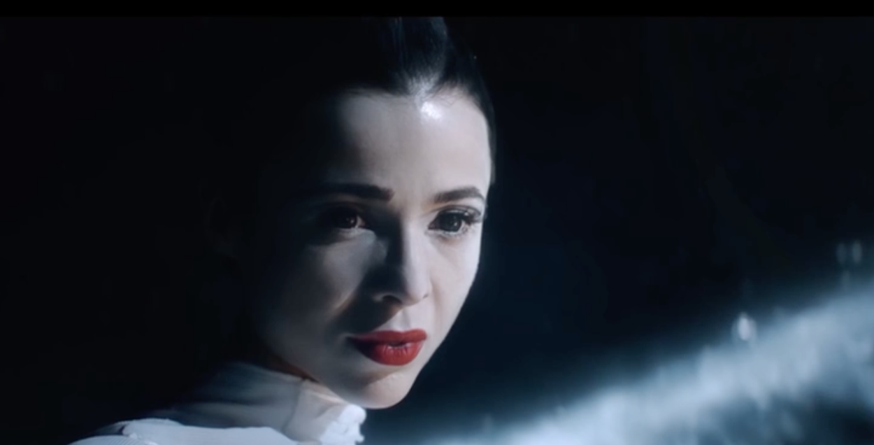 月球 大哥八字硬，撒旦都没招，一部有意思的硬核科幻短片