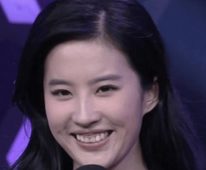 刘亦菲|刘亦菲：老成中年妇女？加入美国籍，在中国疯狂捞金