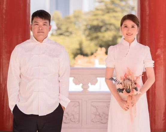 社交平台|31岁童星高调宣布结婚，男友长相曝光，网友直呼“钞能力”就是好