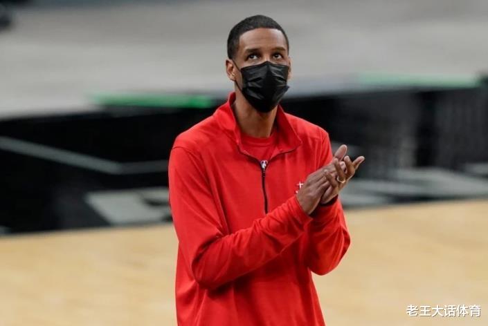 |火箭的機會！31+18空間型中鋒來了，斯通有意，裁考辛斯就為他？