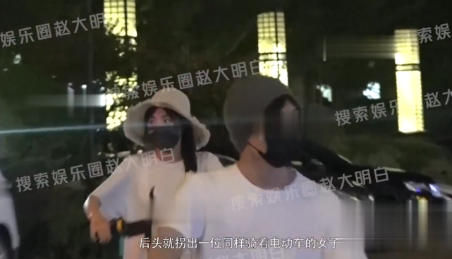张含韵|因戏生情？张含韵佟梦实餐厅约会被拍，牵手漫步回酒店互动甜蜜