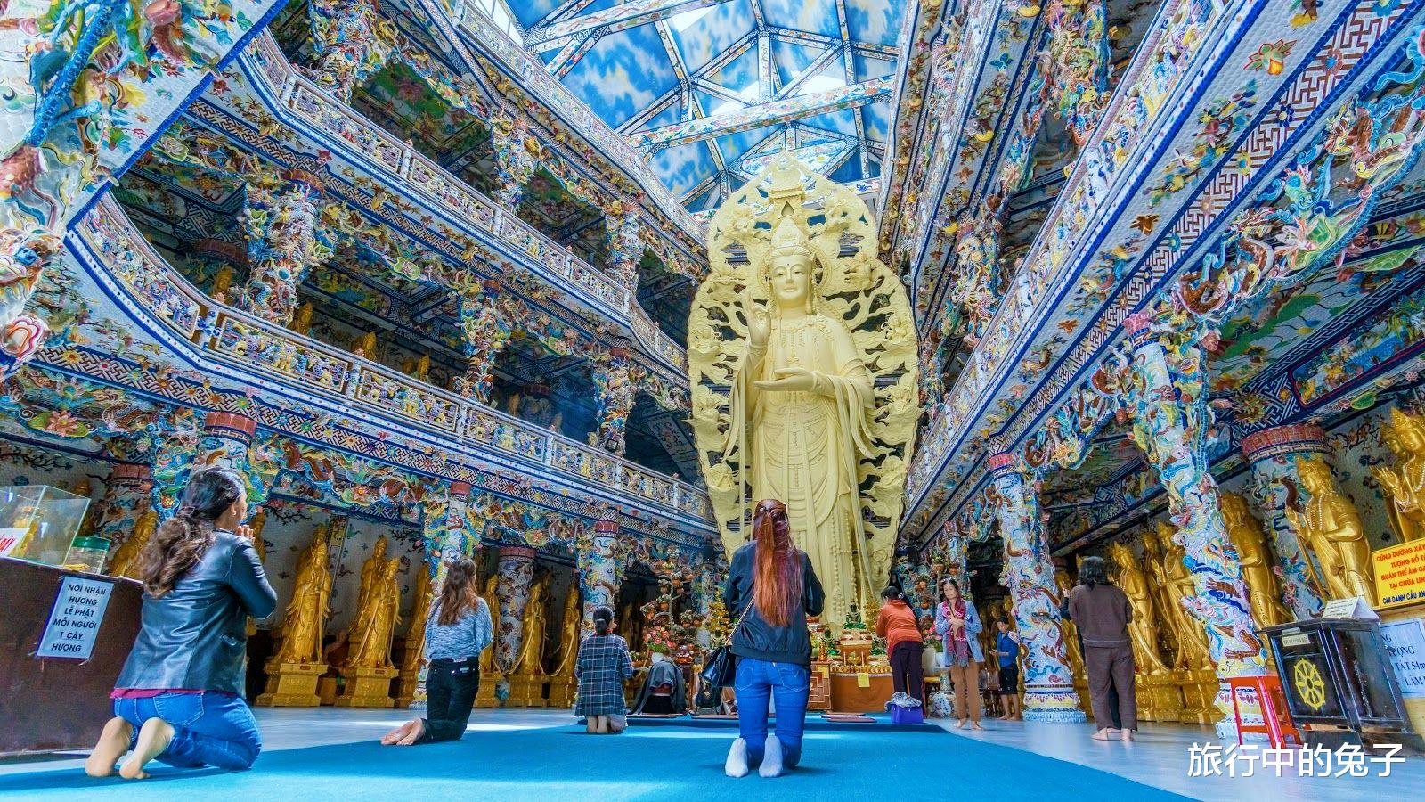 旅行中的兔子 ?瓷器打造的寺庙,很受外国人喜爱,中国游客却很少前往