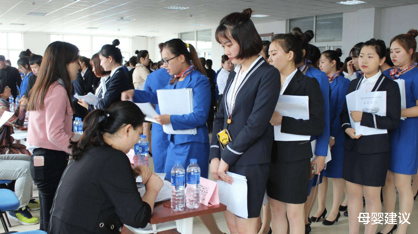 大学|为什么要努力考上985/211院校？“过来人”说出原因，很现实